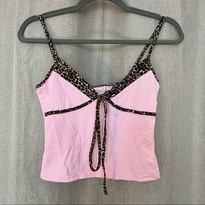 Cutest pink tanktop with cheetah print lining